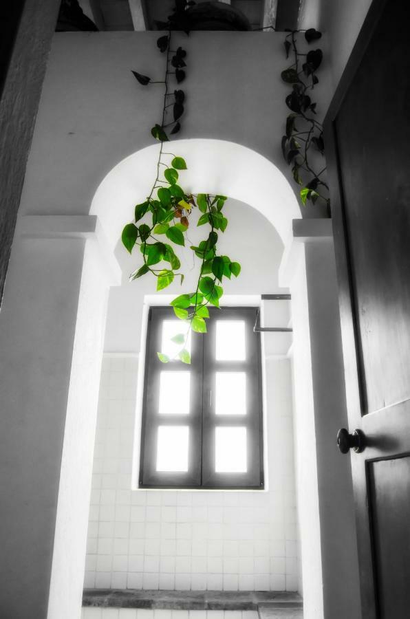فيلا كويريتاروفي Puerta Del Lobo المظهر الخارجي الصورة